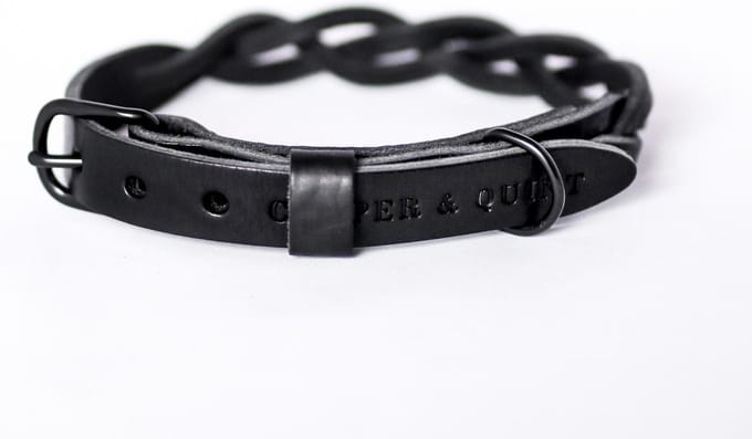 Cooper & Quint Twisted - Halsband hond gevlochten leer - Zwart - All Black - Medium