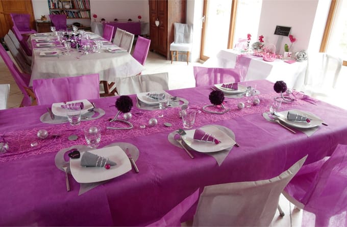Santex Tafelkleed op rol - 2x - non woven polyetser - fuchsia roze - 120 cm x 10 m