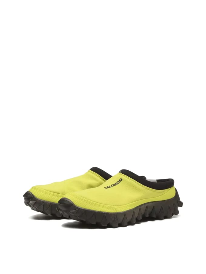 Snowclog sneakers