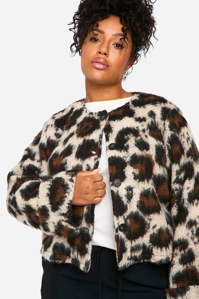 boohoo Dames Plus Luipaard Kraagloze Wollen Jas | Leopard | Maat: 18