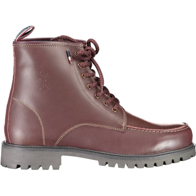 Veterschoenen van leer