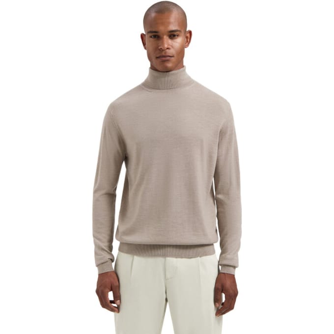 Dstrezzed Destin turtleneck