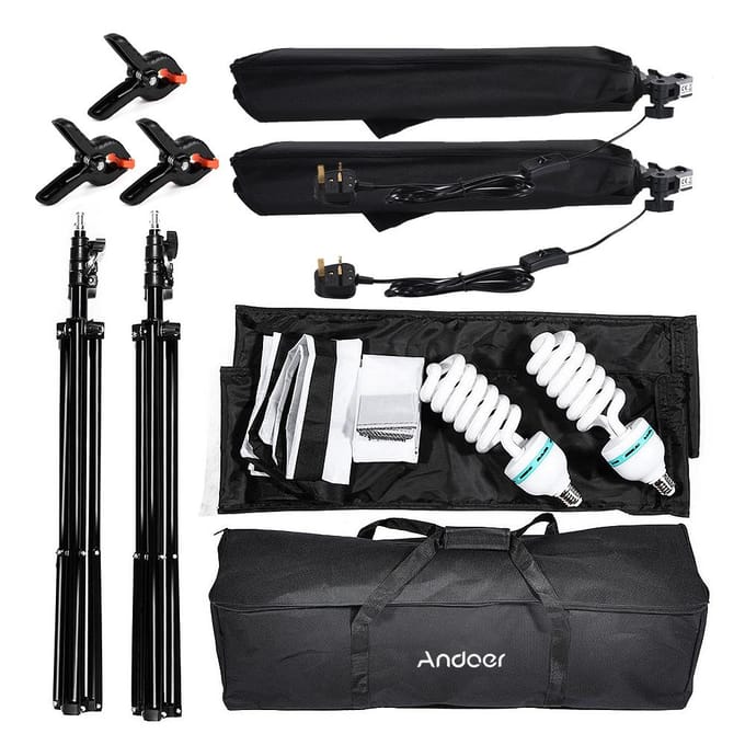 Andoer Photography Studio Softbox Kit D’éclairage 2pcs 135W Ampoules 2pcs Support D’éclairage 2pcs Simple UK Plug white