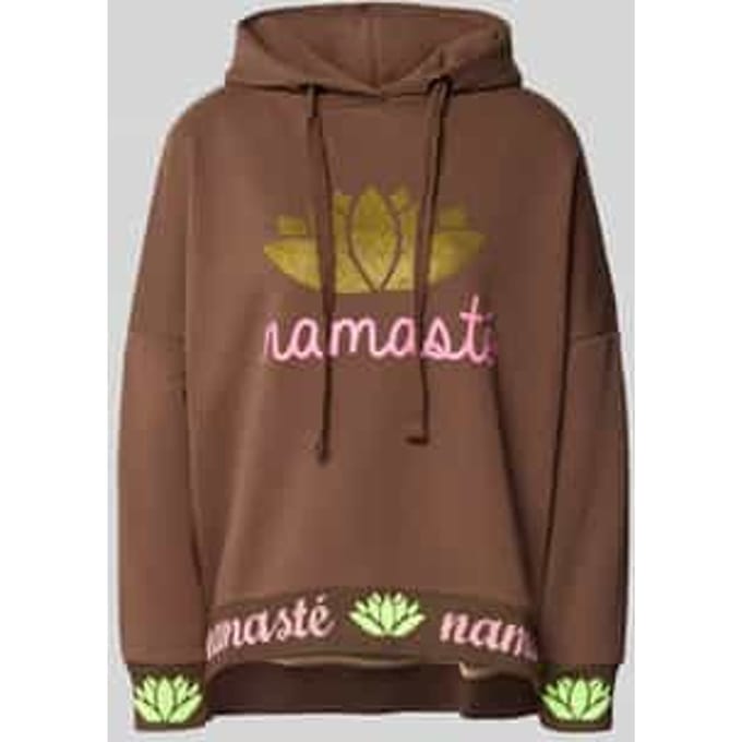 Hoodie met siersteentjes en extra brede schouders