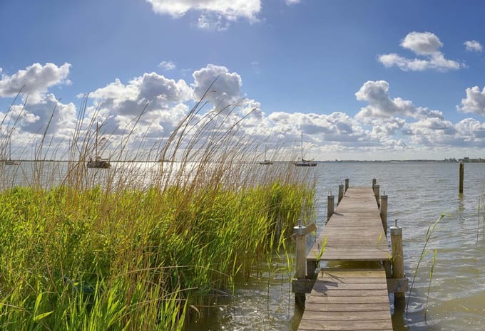 Fotobehang Steiger in het water 250 x 260 cm - € 175,--