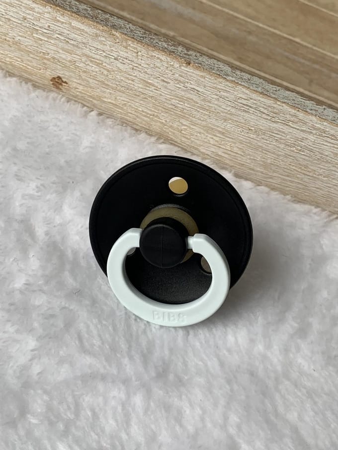 BIBS Fopspeen - Maat 2 (6-18 maanden) - Black Glow in the dark
