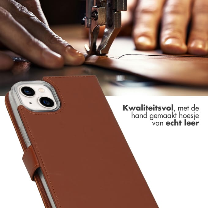 Selencia Hoesje - Geschikt voor Apple iPhone 14 Plus - Echt Lederen Bookcase - Lichtbruin