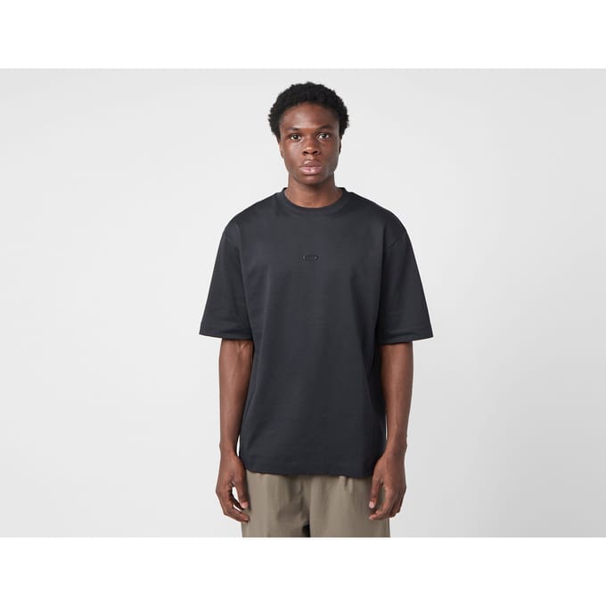 Oakley Apparel Driven Tee T-shirt Met Korte Mouwen Zwart S Man