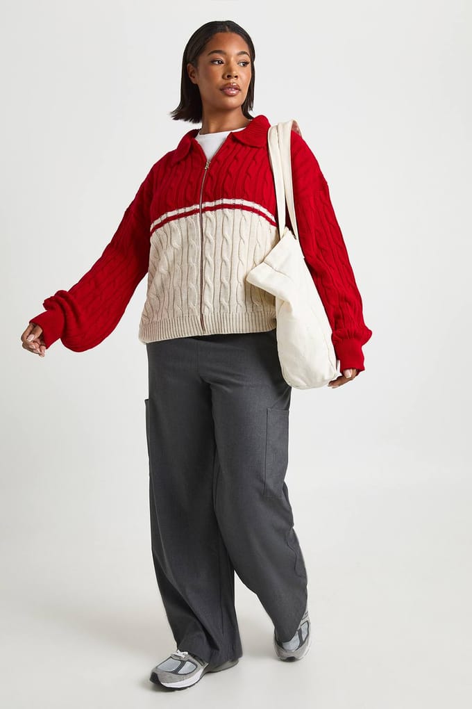 boohoo Dames Plus Chunky Knit Kabeltrui met ritssluiting en kraag | Rijk Rood | Maat: 44-46