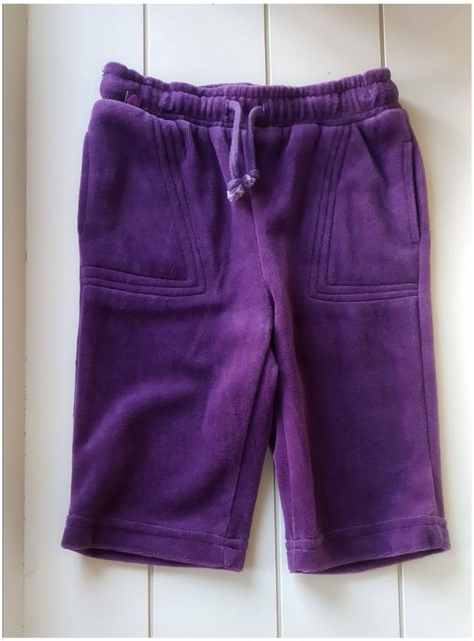 Mc. Baby paars velours broekje maat 68 (6 maanden)