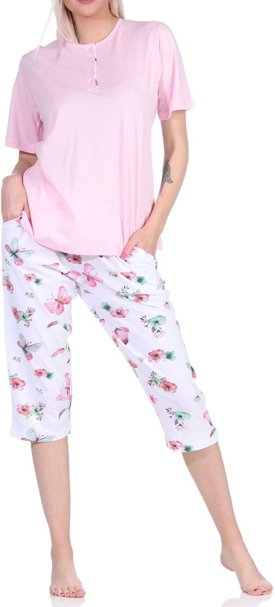 Normann capri damespyjama met korte mouwen en capri pyjamabroek in Floral Allover Print