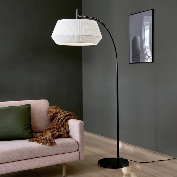 Nordlux Vloerlamp Dicte, hangebonden kap, wit