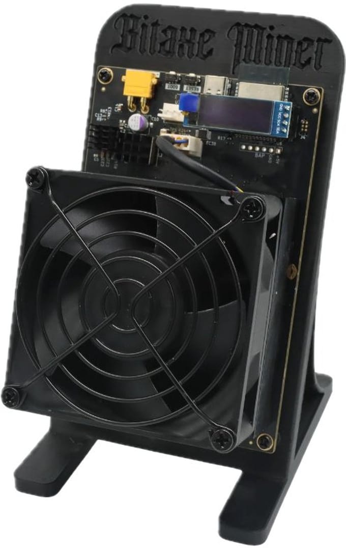 Bitaxe Supra Hex 701 - Inclusief Stand & EU Stekker - 2,4TH/s Bitcoin Miner - Solo miner - Zwart