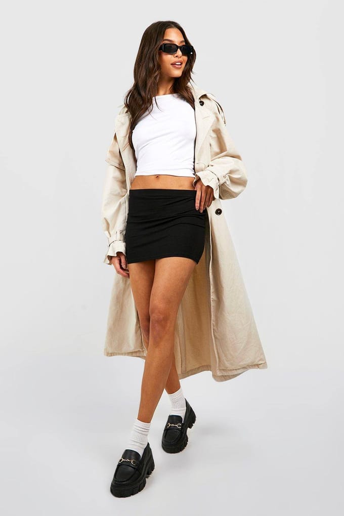 Dames Boohoo Basics Effen Zwarte Hoge Taille Mini Rok | Maat: 44
