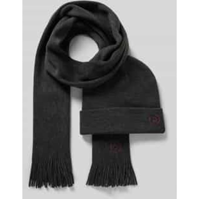 Set van sjaal en muts met cadeaubox