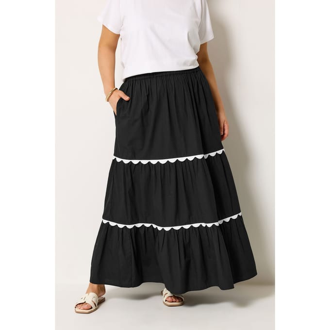 Yours Zwarte Maxirok Met Geschulpte Rand Size 54-56