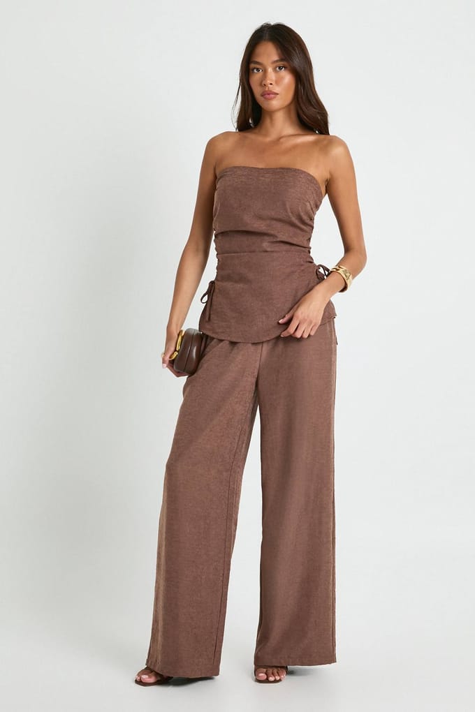 boohoo Dames Peached Longline Bandeau | Mocha | Maat: 8