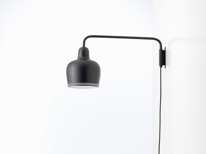 Artek Wandlamp A330S Golden Bell - zwart/wit