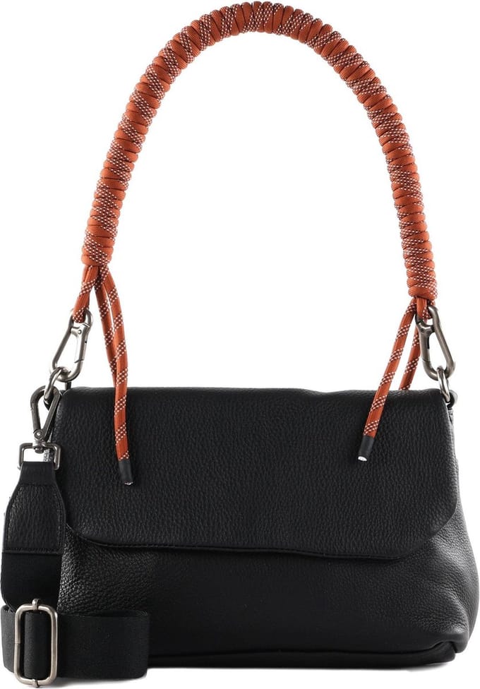 FREDsBRUDER Leren Schoudertas Nea Shoulderbag with Flap Black Zwart