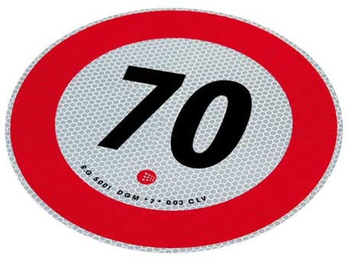 Speed limit sign. 70 km/u