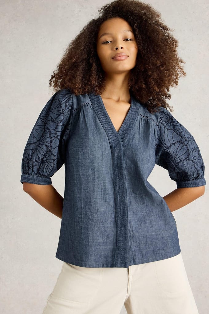 White Stuff Finley Chambray Top Chambray Blue Taglia: 6 | Magliette intime Outlet | Donna | Blu