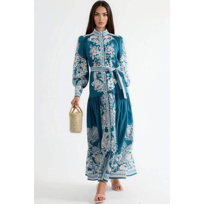 Maxi-jurk met Mandarin-kraag en riem