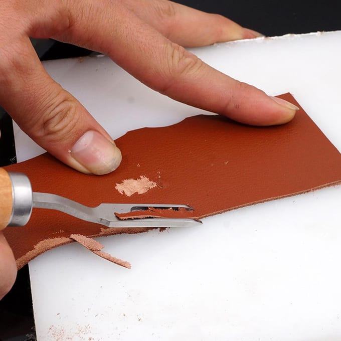Franse Stijl Leer Brede Rand Afschuiner Snijden Afschrapen Bijsnijden Mes voor Doe-het-zelf Leer Ambacht Gereedschap beige