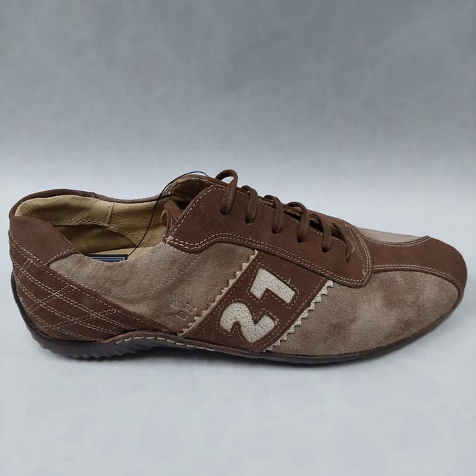 DANIEL HECHTER / veterschoenen / bruin / maat 36
