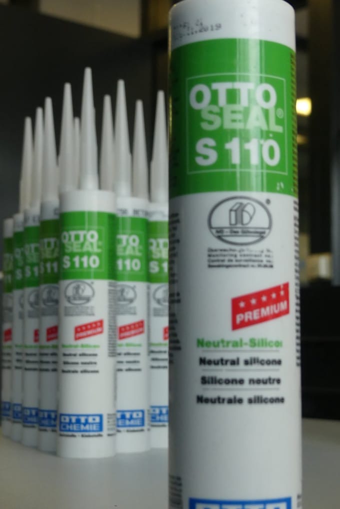 Ottoseal S110 Premium Silicone 310ml - Eik Donker C83