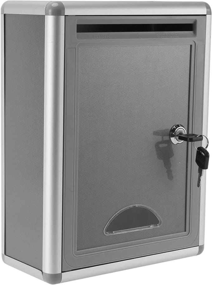 Brievenbus Decoratie - Post Box - Post Ontvangen - Afsluitbaar Ontwerp - 21.5 cm Breed - Zilverkleurig