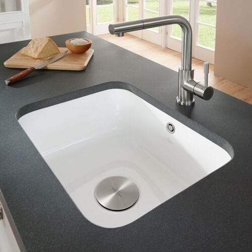 Villeroy & Boch Spoelbakken - Keramische spoelbak 55x44 cm incl. afvoergarnituur, CeramicPlus, alpine wit 670601R1