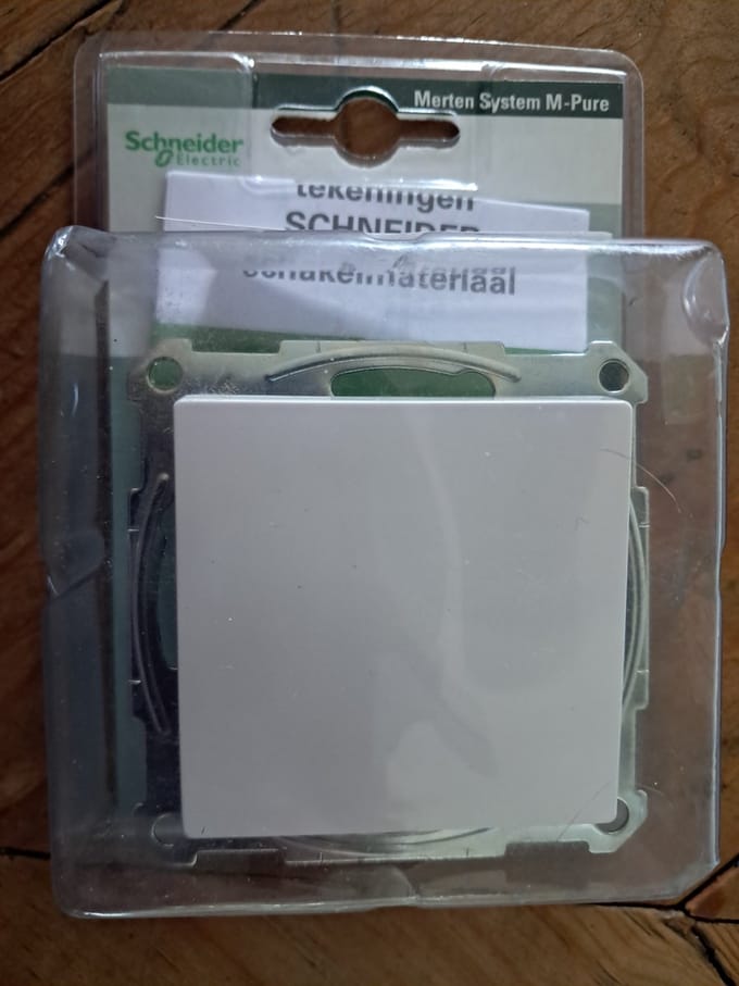 Schneider Inbouw Kruisschakelaar - 4 aansluitpunten - schakelaar - Merten system M-pure