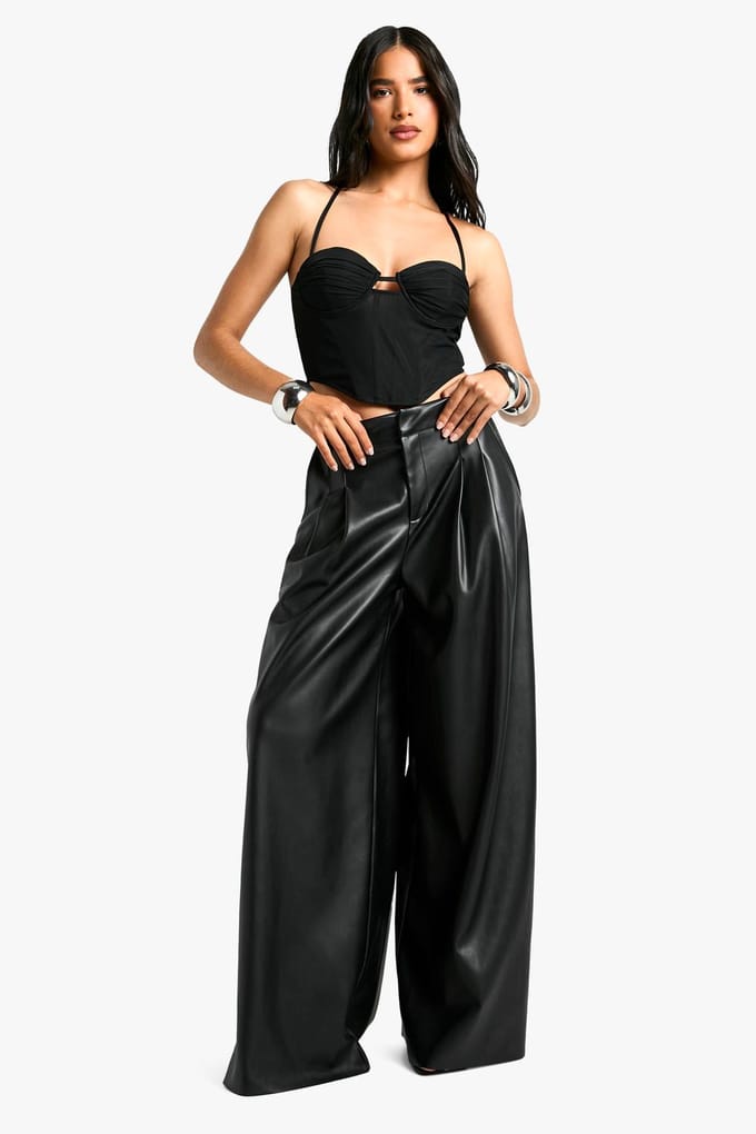 boohoo Dames Mesh Corset met geraffelde cups en halterneck | Zwart | Maat: 40