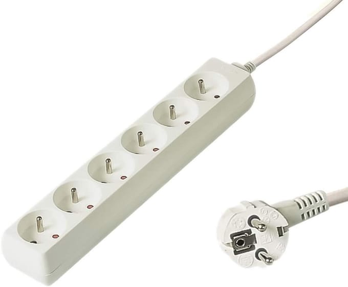 Verlengkabel met 6 stopcontacten - 2 meter, 250V