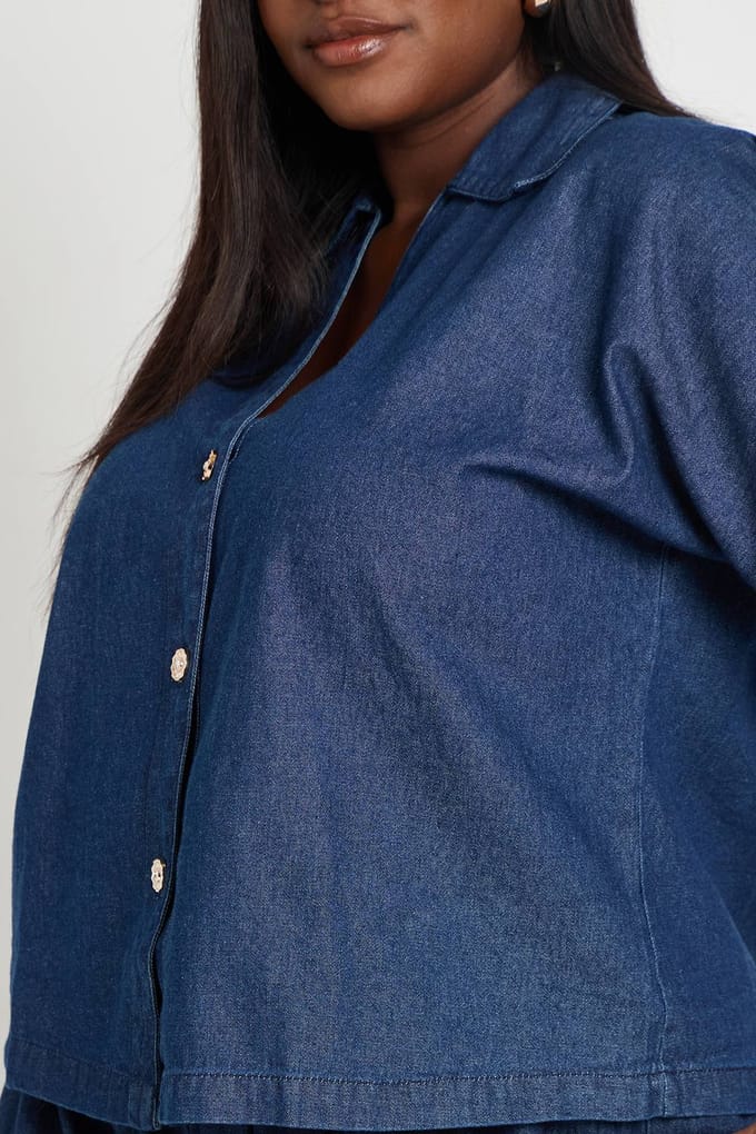 boohoo Dames Plus Chambray Korte Mouw Button-down Shirt | Indigo | Maat: 44