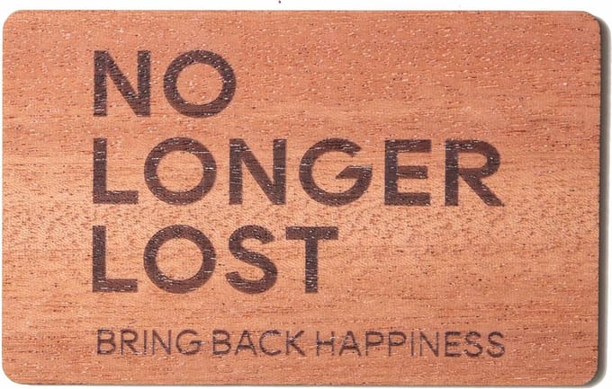NoLongerLost - credit card (x2) - Smart Wallet Card - Donker Hout - QR code - Track en Trace
