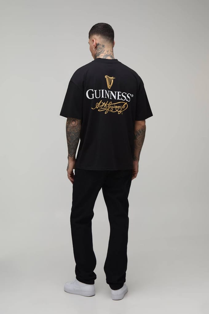 Lang Zwart Oversized T-shirt Met Verlengde Hals En Guinness Licentie Print | Black | Size Medium