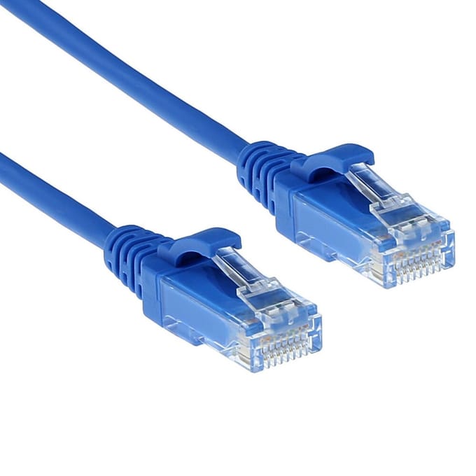 ACT Blauwe 3 meter LSZH U/UTP CAT6 datacenter slimline patchkabel snagless met RJ45 connectoren DC9603