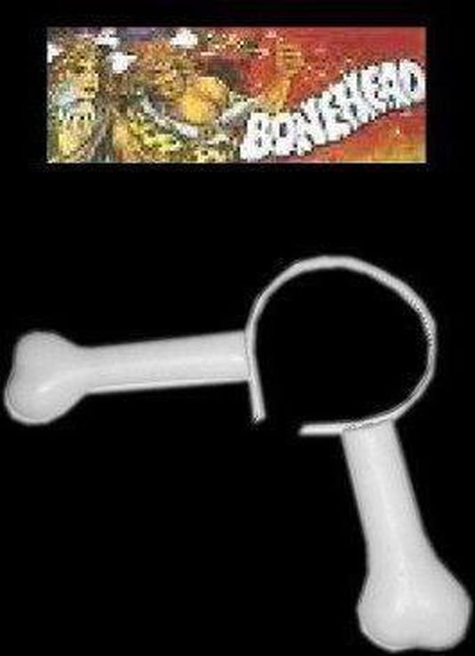 Bot door hoofd