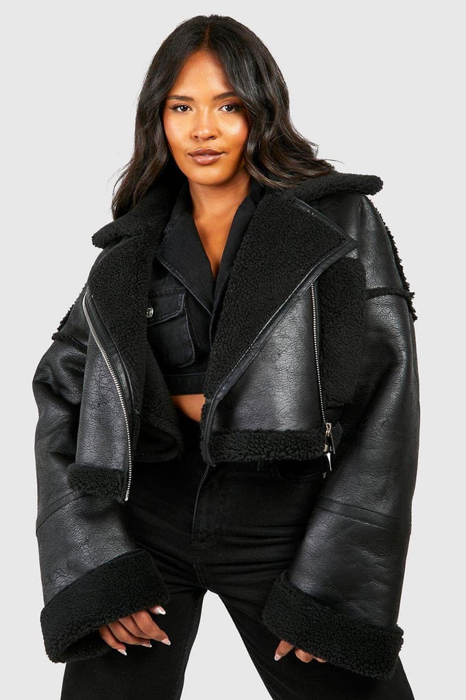 boohoo Dames Plus Teddy Trim Bijgesneden Aviator Jacket | Zwart | Maat: 48