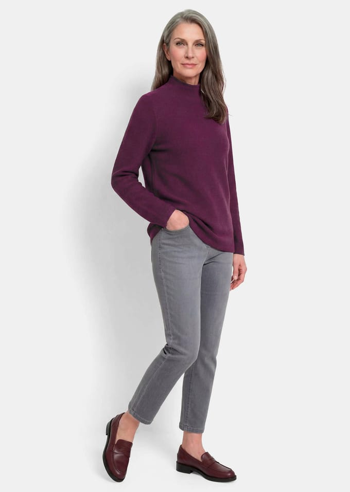 Fijn gebreide tricot pullover met opstaande kraag - bessen - Gr. 20 van Goldner Fashion