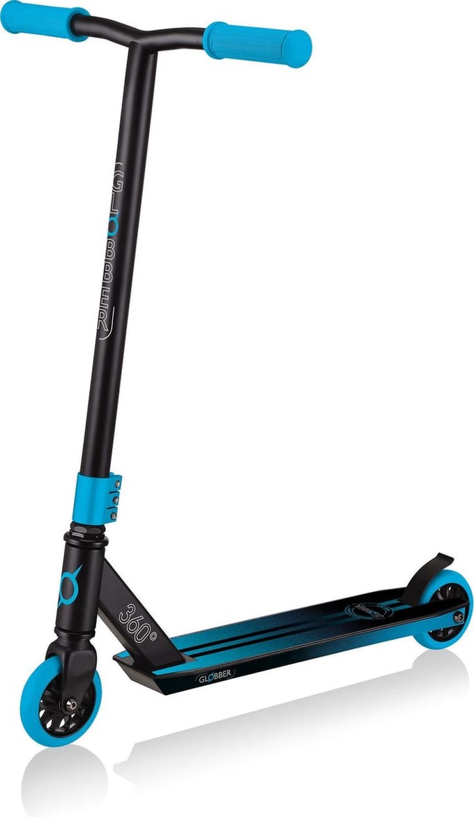 Globber GS 360 Stuntstep Zwart/Blauw