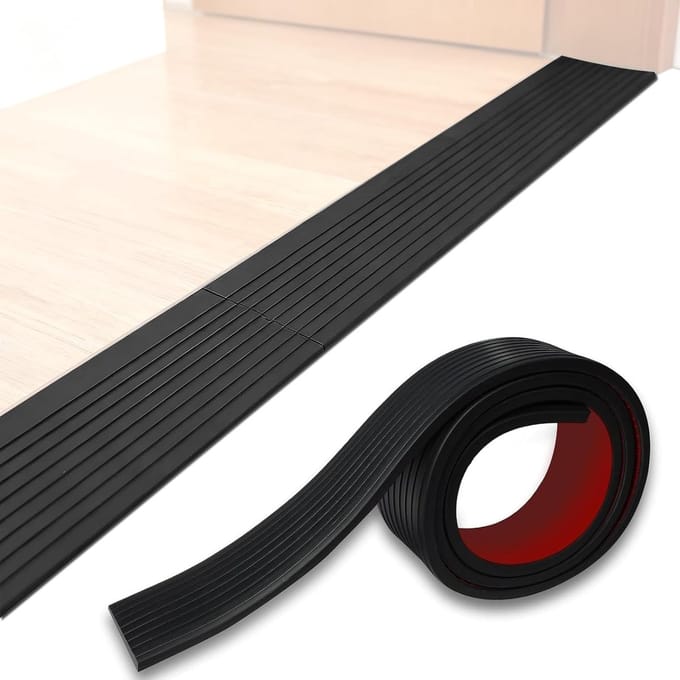 Zelfklevende Rubber Drempelhulp voor Rolstoel en Looprek 8x3x100 cm (2 Stuks)