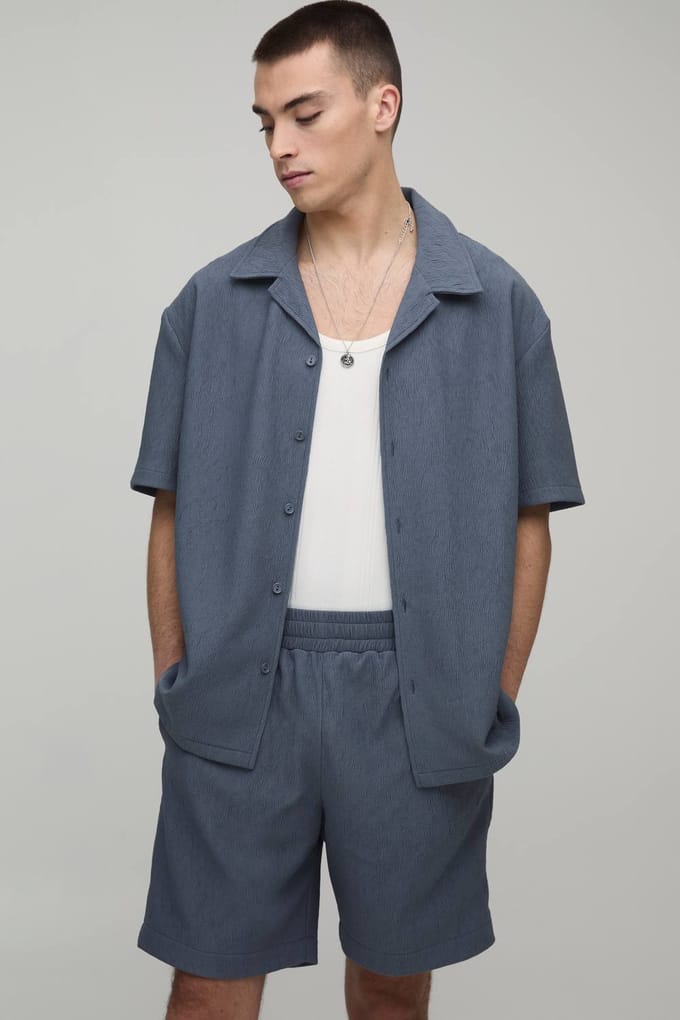 Oversized Shirt En Ontspannen Plissé Set Met Middellange Short | Slate | Size Medium