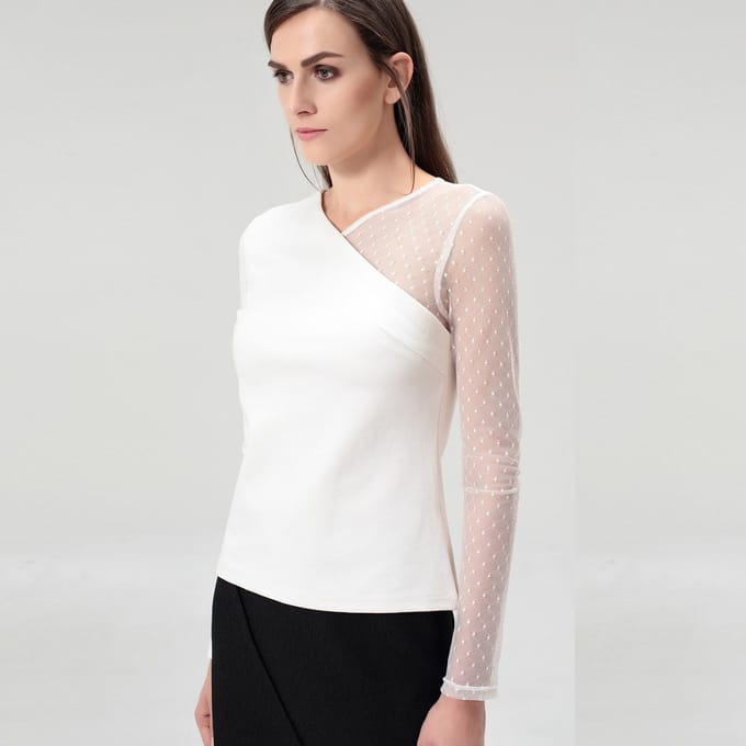 Asymmetrische lange mouwen in Jersey en Tule