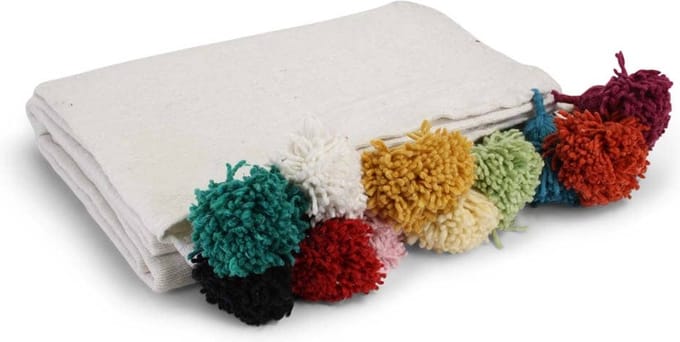 Safaary - Marokkaanse Bedsprei Wit met gekleurde Pom-poms