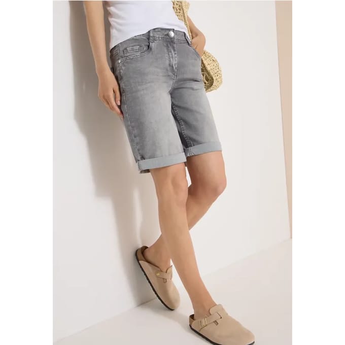 Slim Legs denim shorts in een casual fit