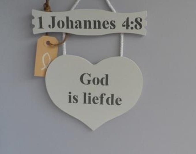 Wandbord God is Liefde