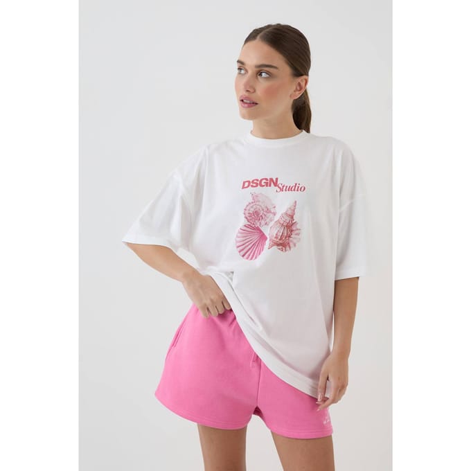 Dames Dsgn Studio Oversized T-shirt Met Schelpenprint | White | Maat: XS