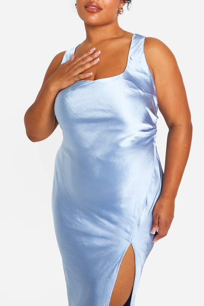 boohoo Dames Plus Bridesmaid Satijn Vierkante Hals Maxi Jurk | Blauw | Maat: 44